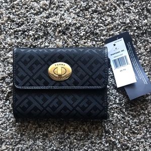Tommy Hilfiger Black Wallet NWT